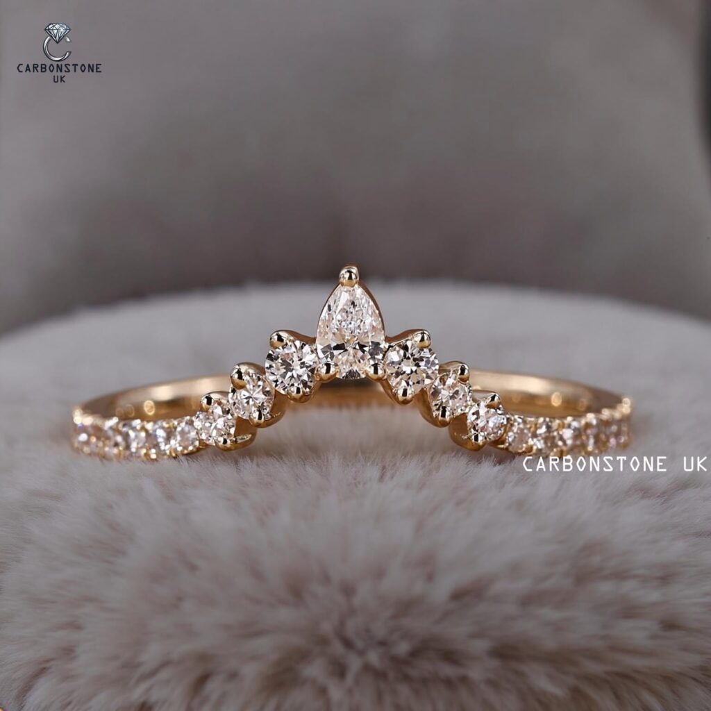 Chevron Pear Cut Wedding Band in Rose Gold