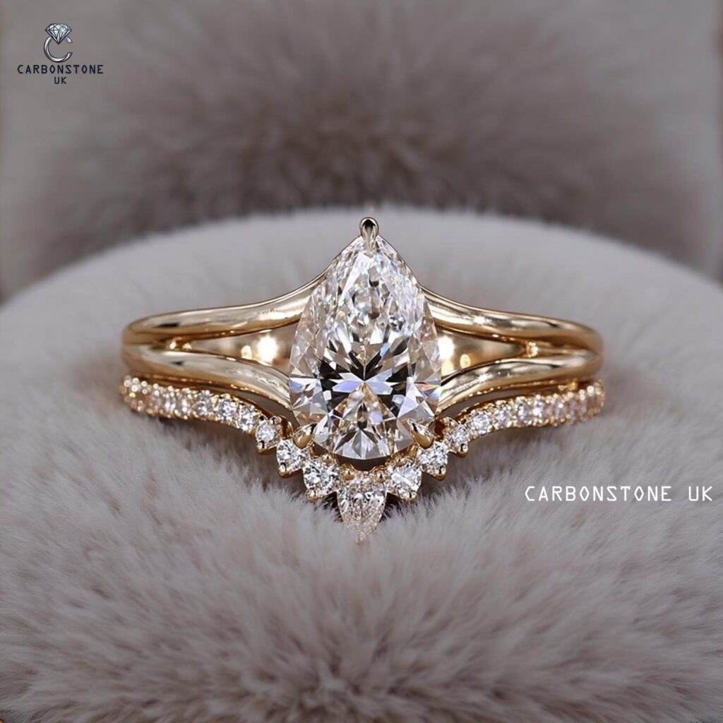 Tiara Pear Cut Bridal Set in Platinum