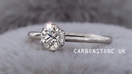 Leaf Round Cut Engagement Ring in Platinum