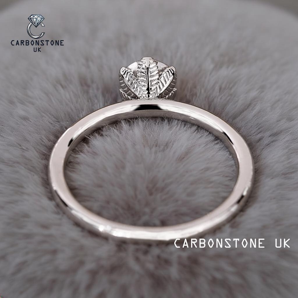 Leaf Round Cut Engagement Ring in Platinum