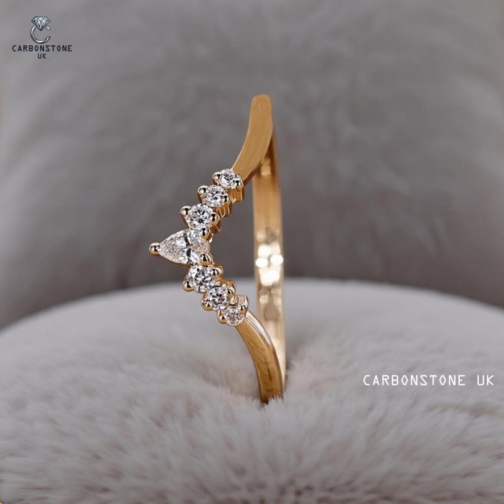 7 Stone Round Cut Wedding Band in Yellow Gold