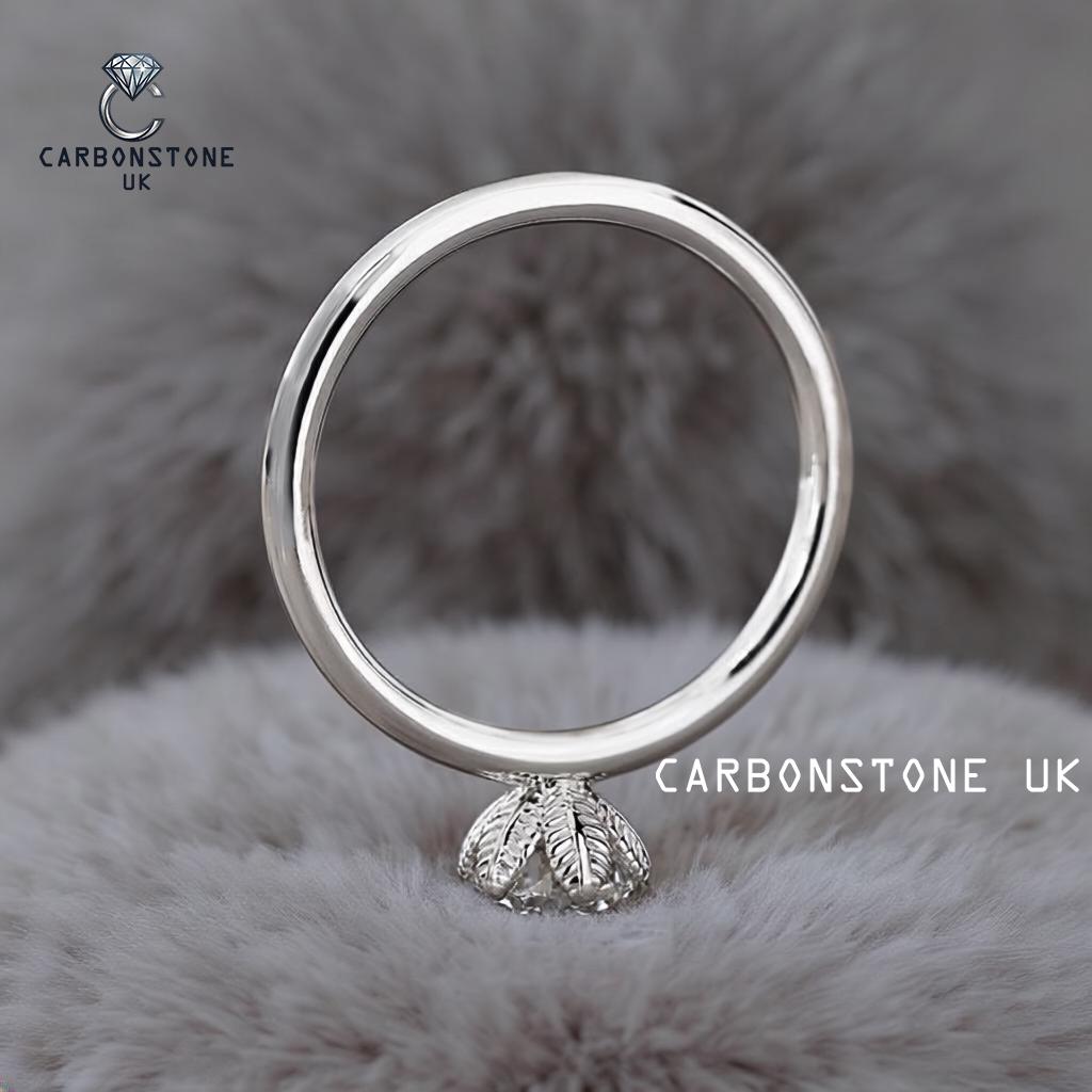 Leaf Round Cut Engagement Ring in Platinum