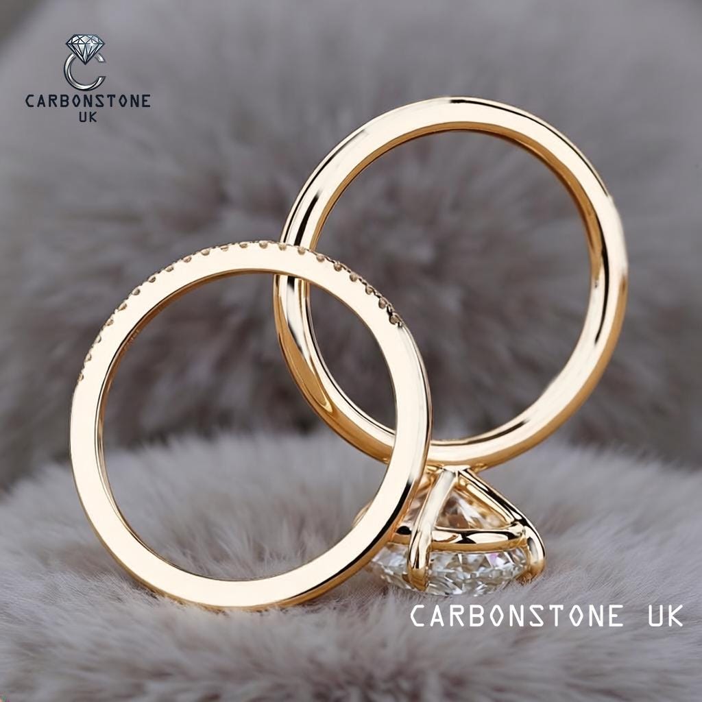 Solitaire Round Cut Engagement Ring